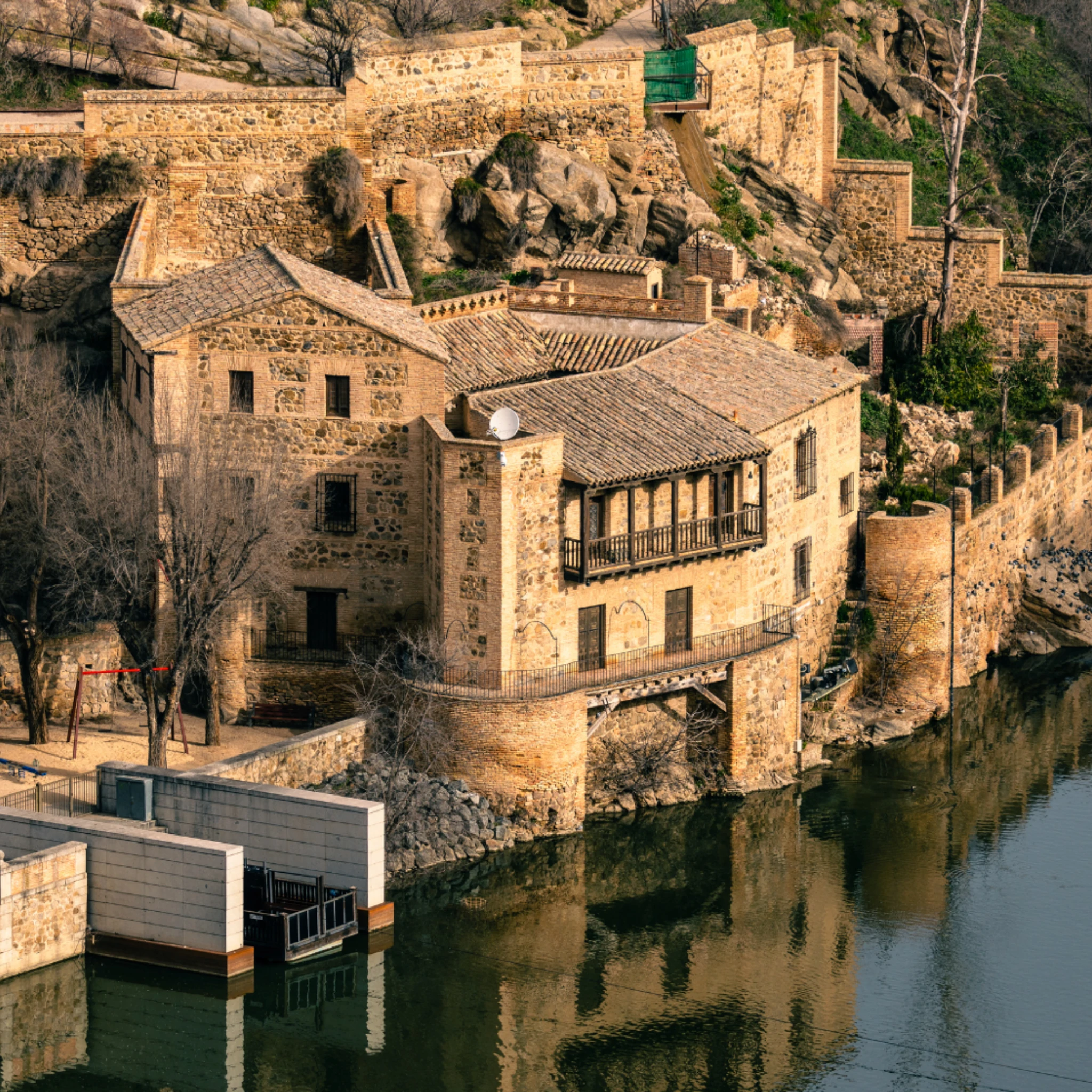 lugares-para-visitar-en-toledo-casa-diamantista